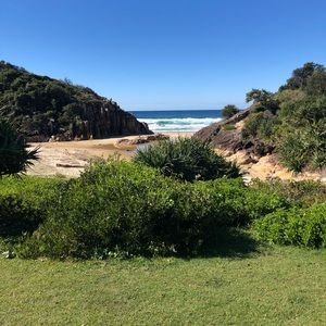 Meet your Posher, Khine